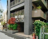エントランス:
