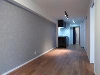 リビング:◆システムキッチン新調　◆浴室ユニットバス新調
◆洗面化粧台新調　◆便器・温水洗浄便座新調
◆洗濯パン・洗濯水栓新調
◆フローリング貼替え　◆クロス貼替え
◆建具・玄関収納新調