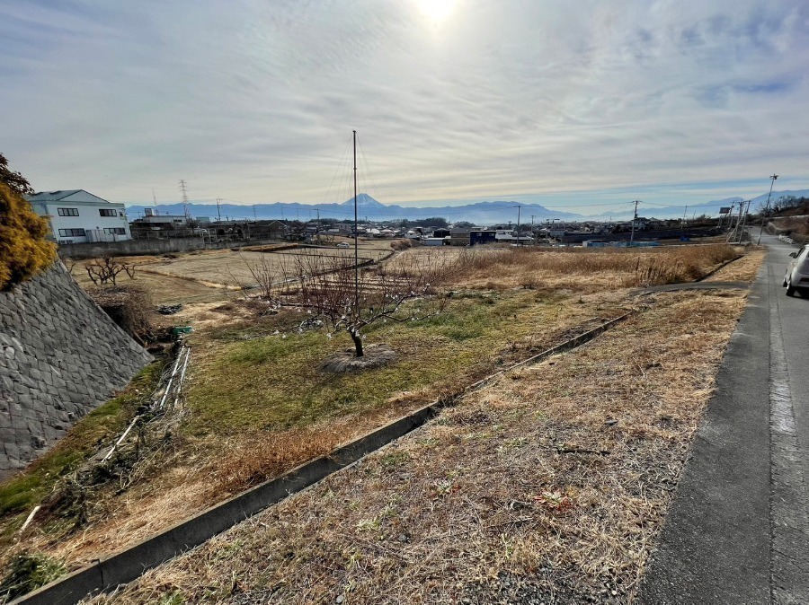 外観:★建築条件なし
★お好きなハウスメーカで建築可能です!
・提携先の『建物建築のハウスメーカー様』当社よりご紹介対応させていただきます。