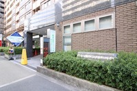 エントランス: