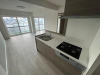 キッチン:◆システムキッチン新調　◆浴室ユニットバス新調
◆洗面化粧台新調　◆便器・温水洗浄便座新調
◆クロス貼替え　◆フローリング貼替え
◆給湯器新設　◆建具新調