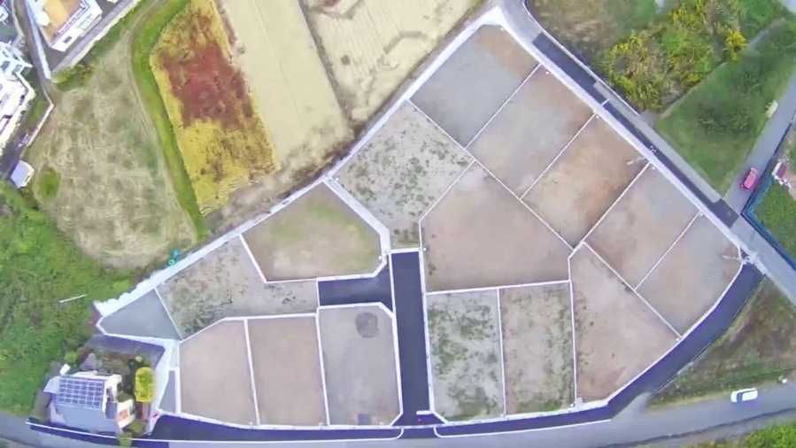 外観:★建築条件なし
★お好きなハウスメーカで建築可能です!
・提携先の『建物建築のハウスメーカー様』当社よりご紹介対応させていただきます。