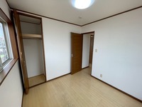 寝室: